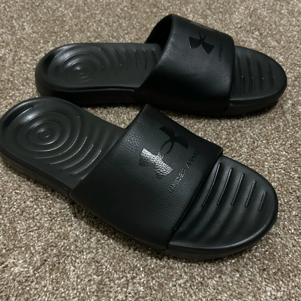 NWOT UA Ignite Select